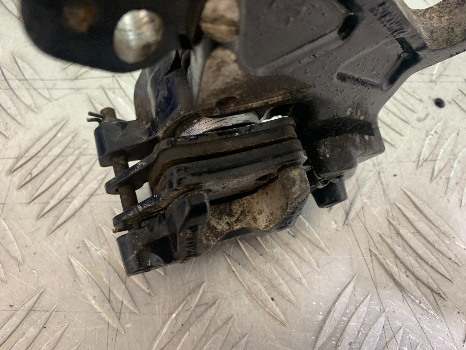 KTM DUKE 125 REAR BRAKE CALIPER  YEAR 2017-2022 (CMB1222)