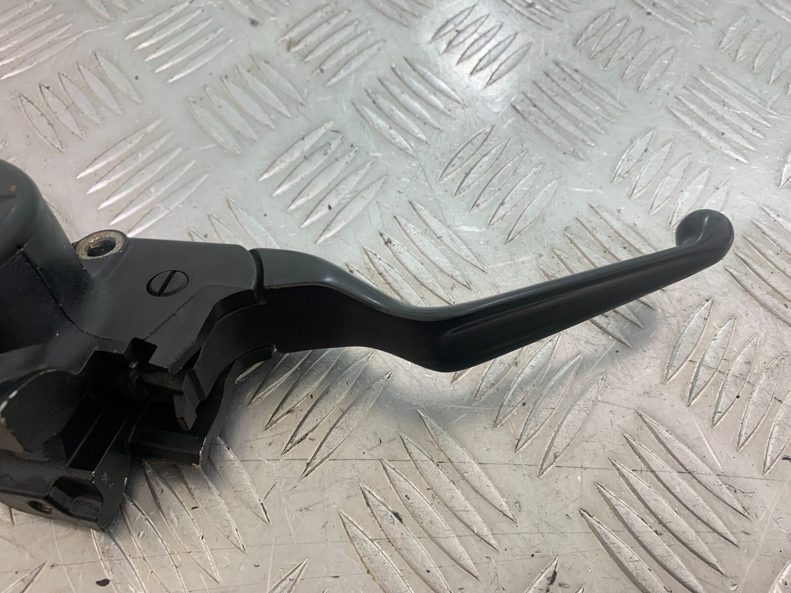 HARLEY DAVIDSON XL883 N IROD FRONT MASTER CYLINDER   YEAR 2020  (CMB1116)