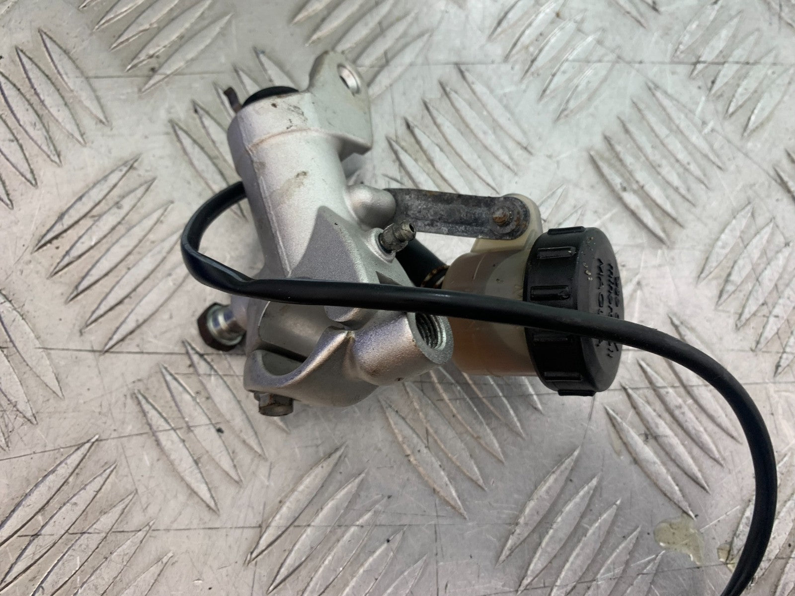 KTM 990 SUPER DUKE FRONT BRAKE MASTER CYLINDER YEAR 2007-2011  (CMB1207)