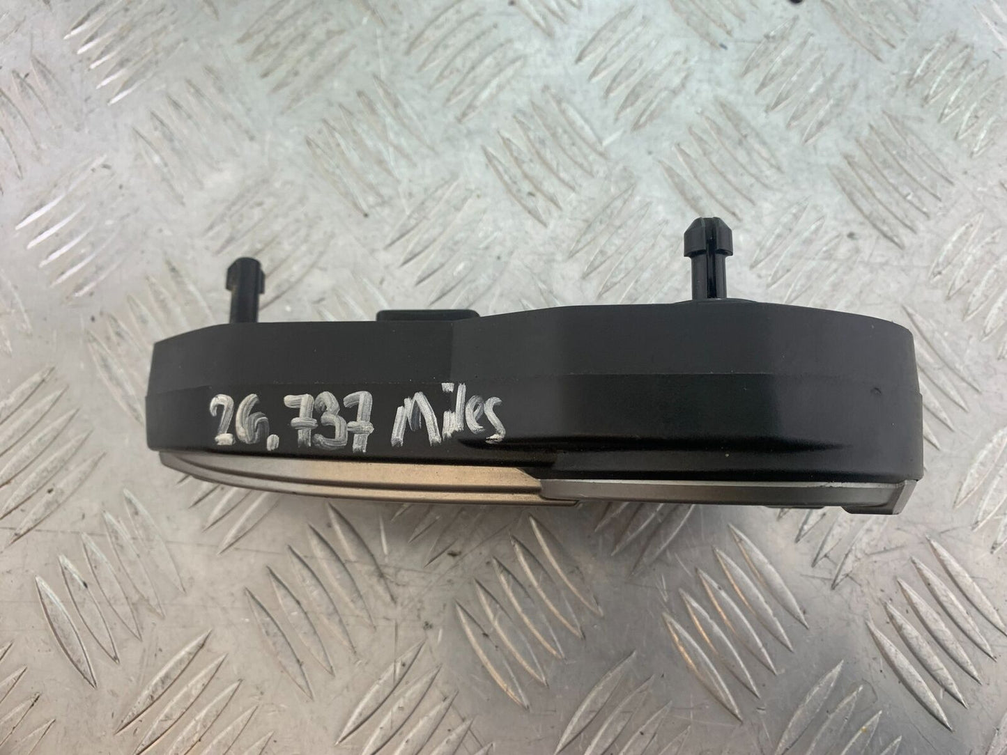 TRIUMPH TIGER 800 ECU CLOCKS SPEEDO DASH   YEAR 2011-2013  (CMB1113)