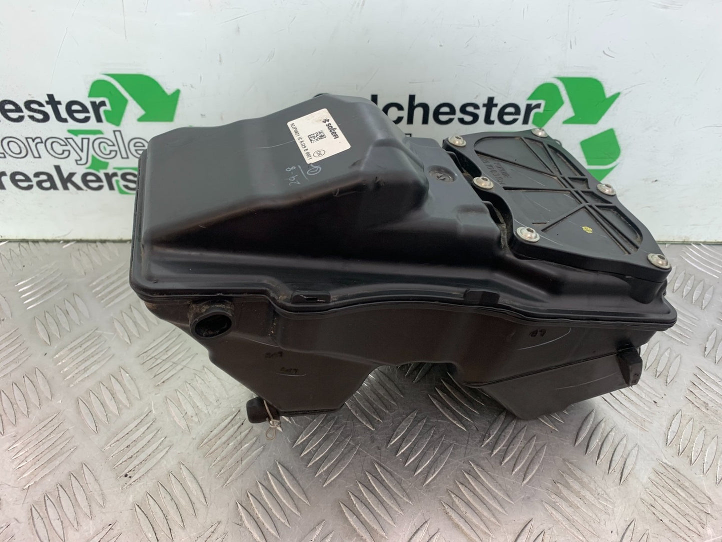 KTM 125 DUKE AIRBOX   YEAR 2018-2023 (CMB1185)