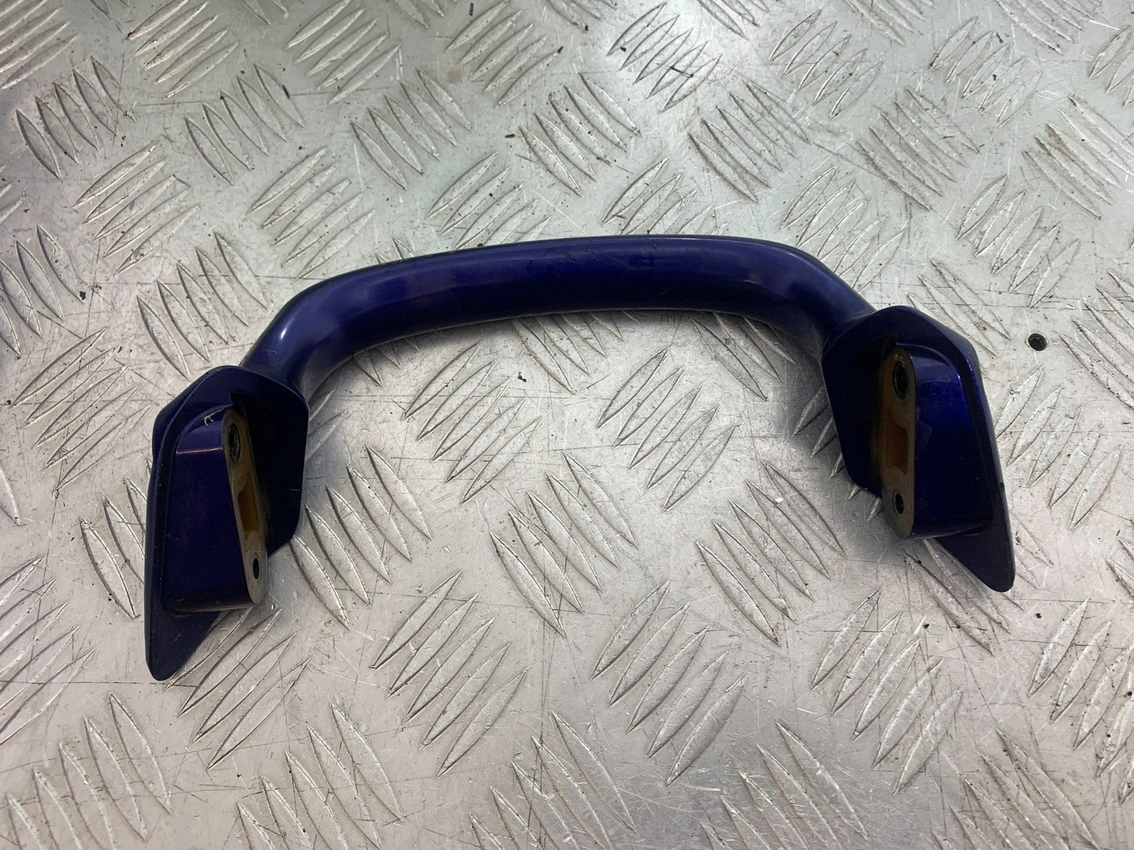 SUZUKI GSF600 GSF 600 BANDIT GRAB RAIL  2000-2004 (CMB1269)