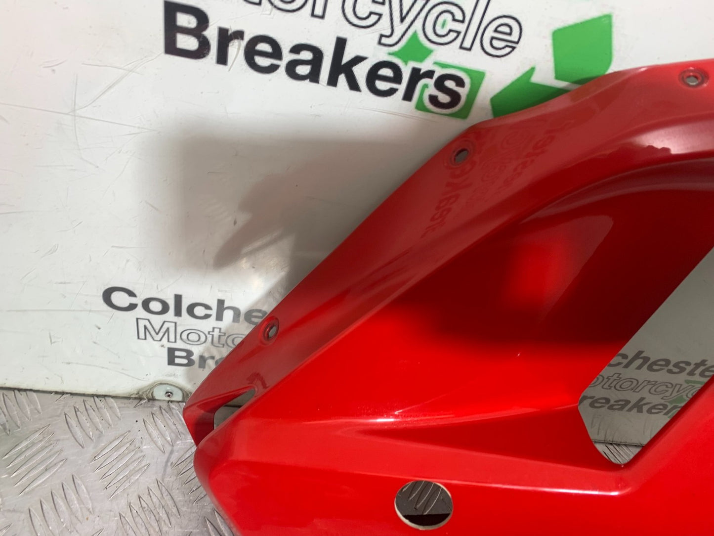 DUCATI 1198 S RIGHT FAIRING PANEL YEAR 2009-2011 (CMB1219)