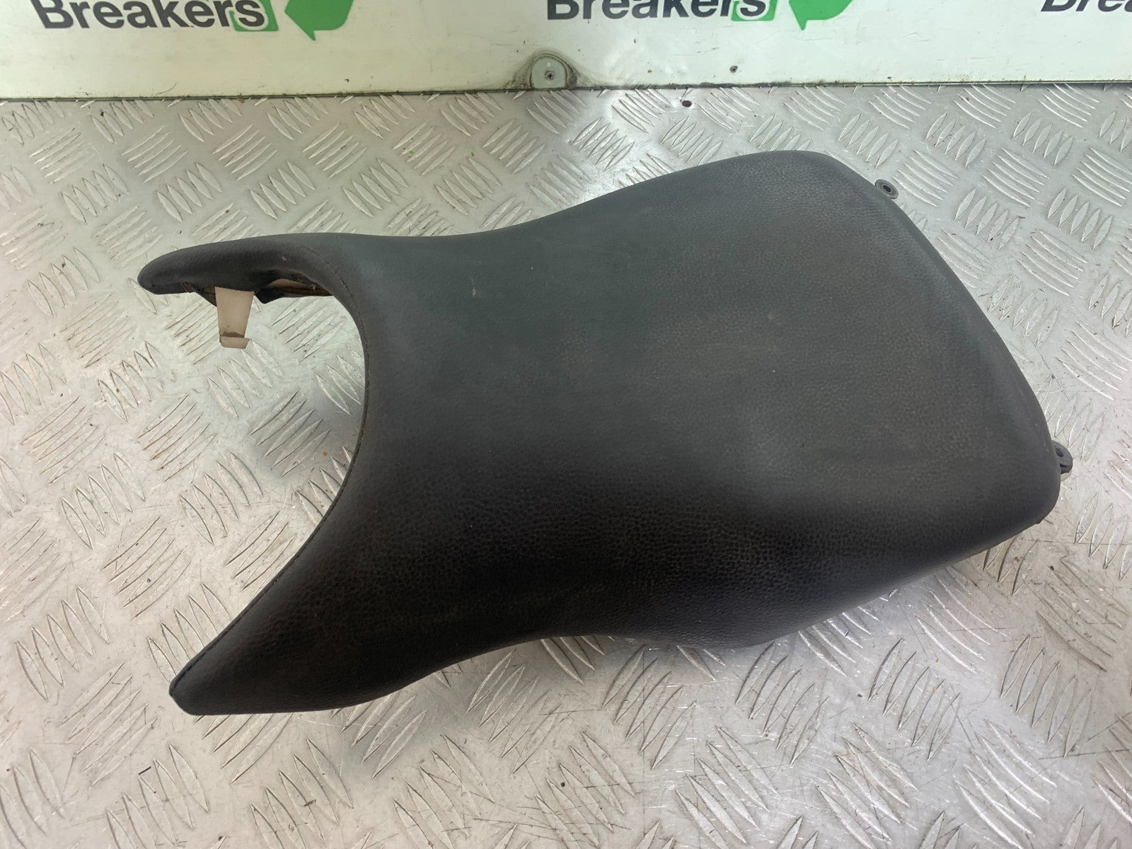 HONDA CBF125 CBF 125 FRONT SEAT  YEAR 2009-14  (CMB1172)