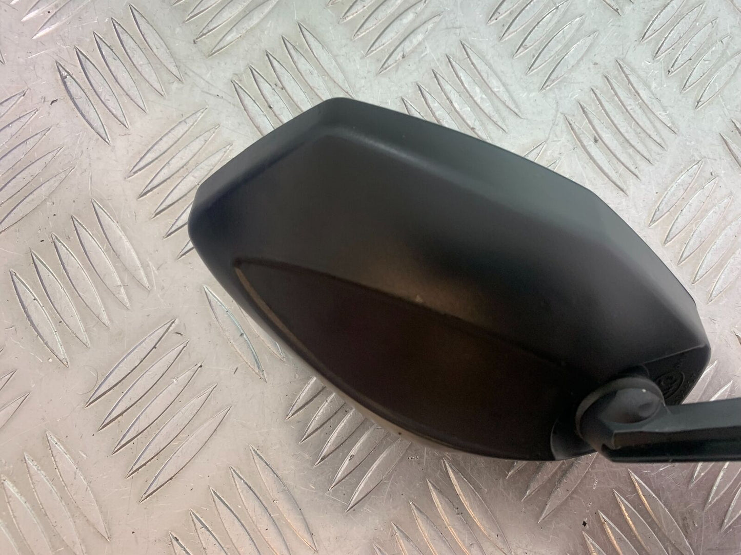 DUCATI DIAVEL 1200 LEFT MIRROR  YEAR 2014-17 (CMB1054)