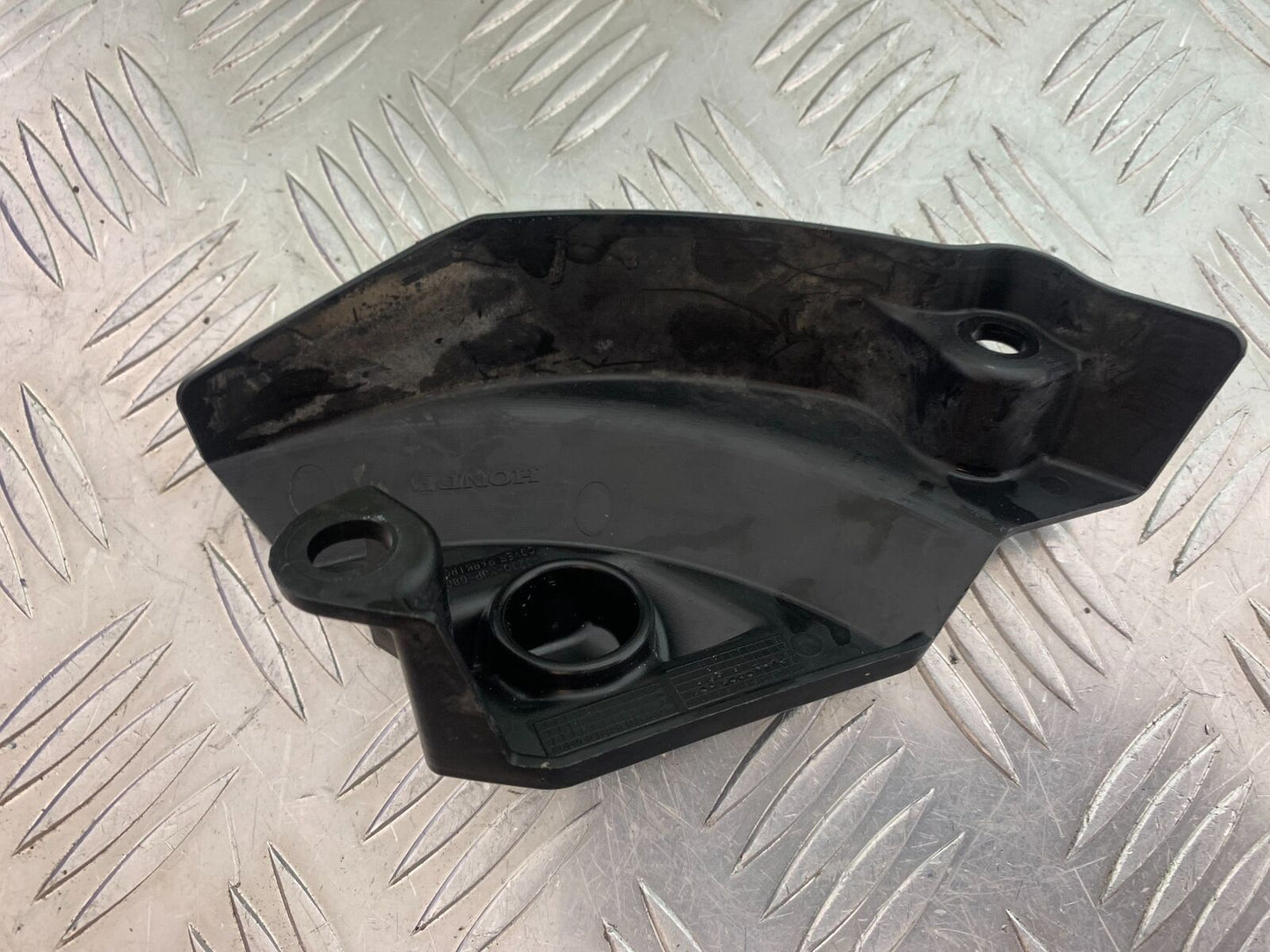 HONDA CRF1000 (DCT) AFRICA TWIN HAND BRAKE CALIPER GUARD  YEAR 2017 (CMB1030)