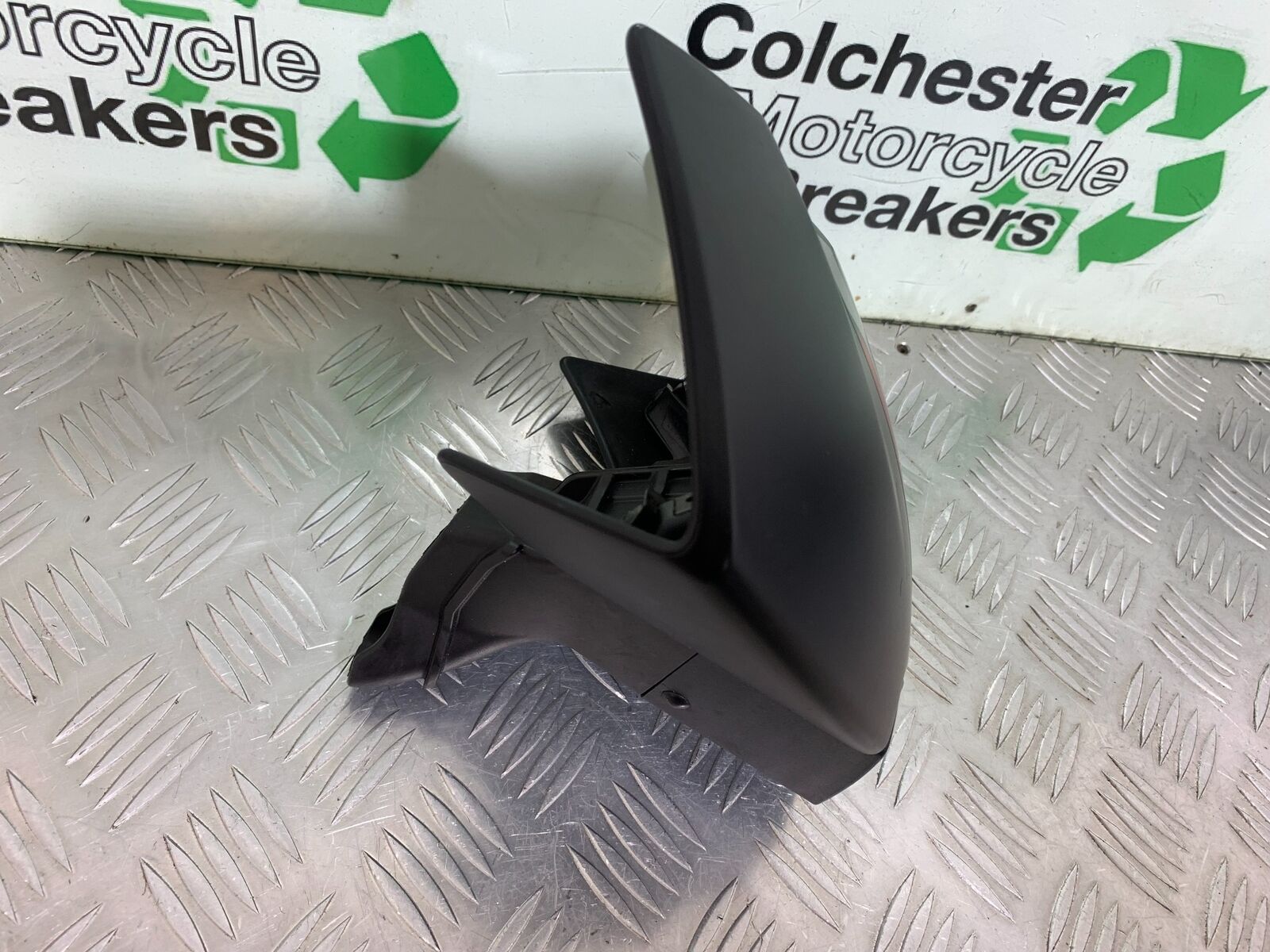 TRIUMPH 1050 SPEED TRIPLE RS TOP COWL FAIRING  YEAR 2018-2020 (CMB1029)