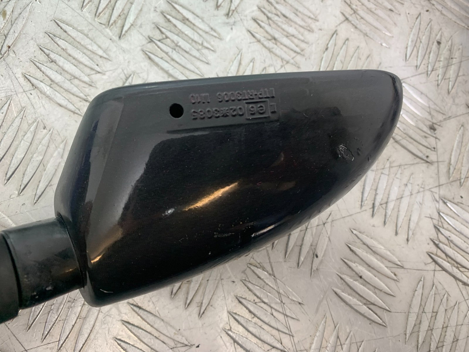 SUZUKI SV650 SV 650 mk1 RIGHT MIRROR  YEAR 1999-2002 (CMB1208)