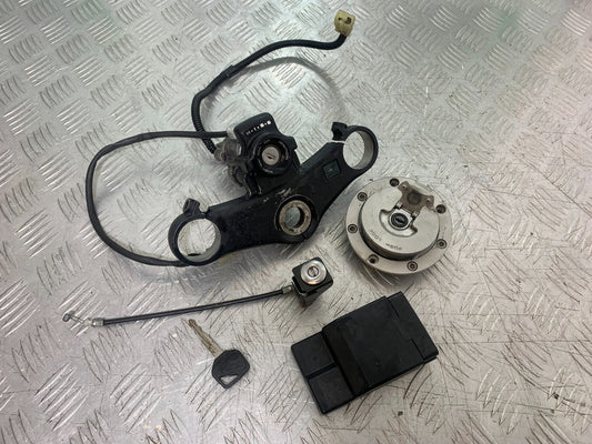 HONDA CBR600 CBR 600 FX FY ECU LOCKS KEY   YEAR 1999-2000 (CMB1287)