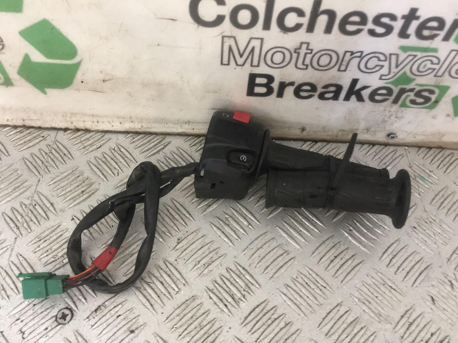 KAWASAKI Z125 Z 125 RIGHT SWITCH GEAR  2018-2020 (STOCK 743)