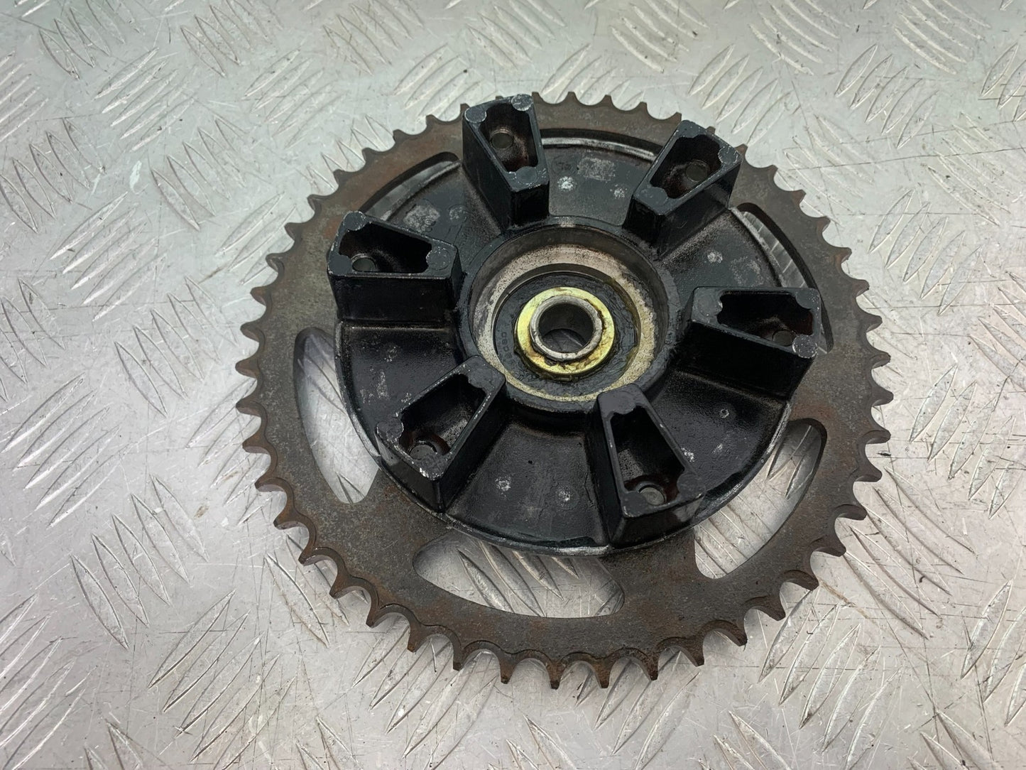 YAMAHA FZS600 FAZER 600 SPROCKET CARRIER   YEAR 1998-2001 (CMB1267)
