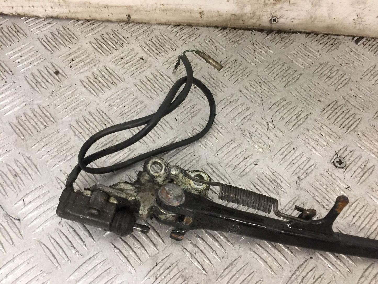 KAWASAKI ZX9R ZX9B SIDE STAND  YEAR 1994 (STOCK 860)