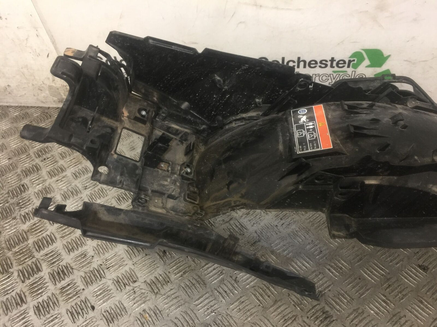 HONDA CRF1000 AFRICA TWIN UNDERTRAY  YEAR 2016-2019 (STOCK 695)