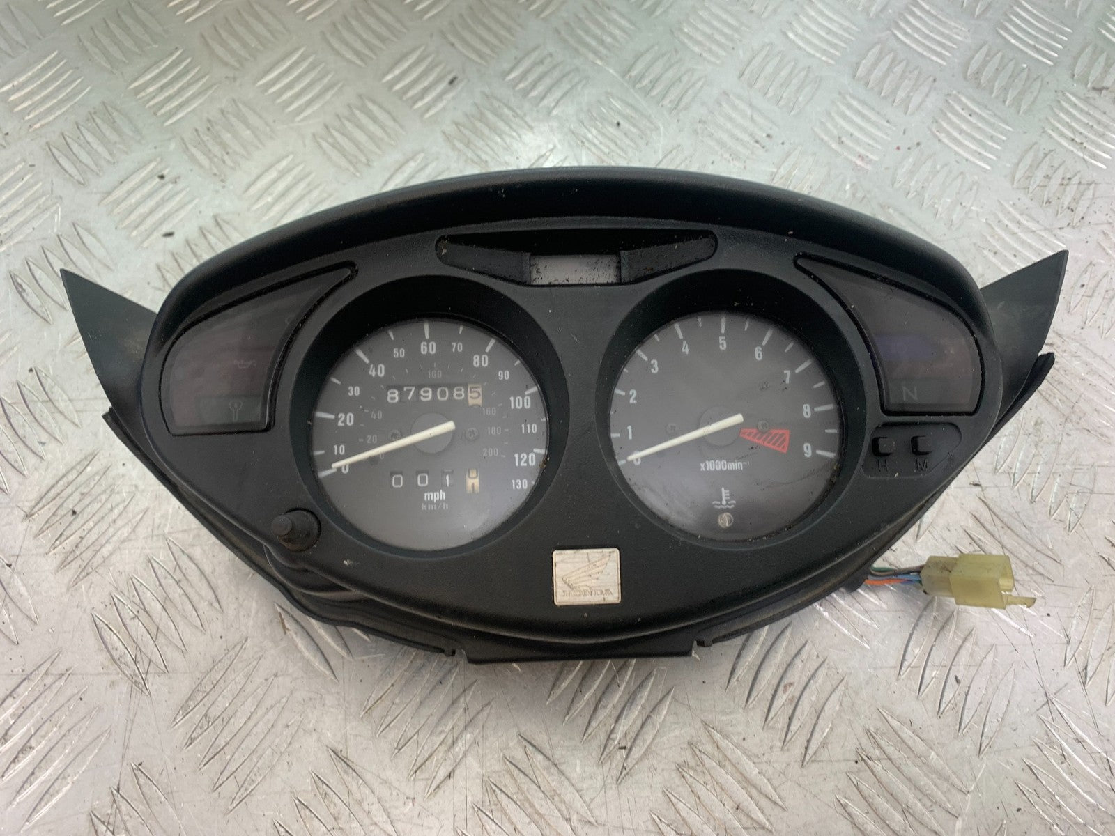 HONDA NT650 V DEAUVILLE CLOCKS  YEAR 1999 (CMB1268)