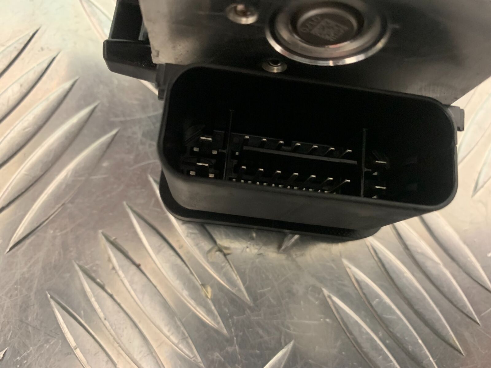 TRIUMPH 765 STREET TRIPLE RS ABS PUMP  YEAR 2018-2021 (STOCK 968)