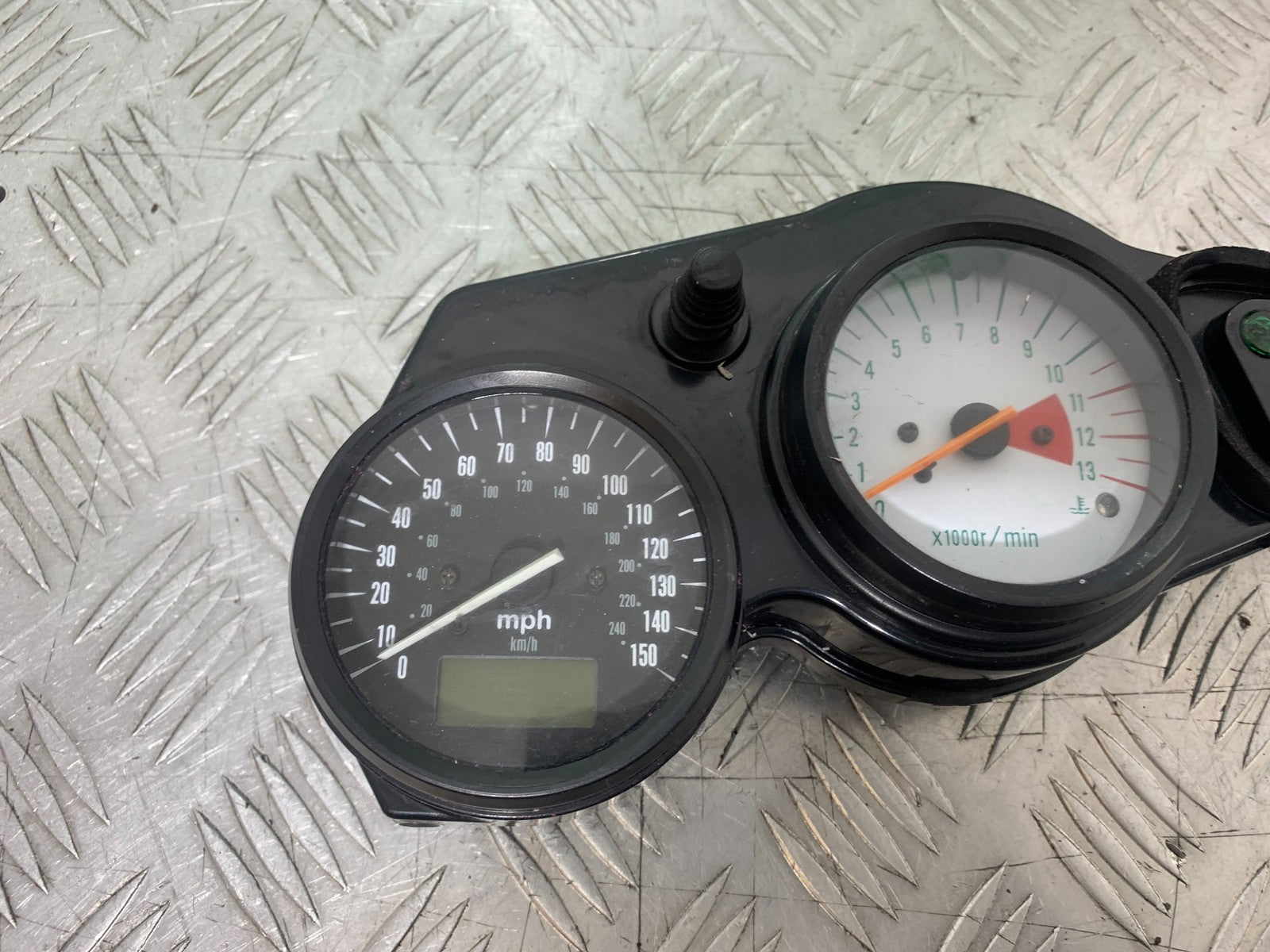 SUZUKI SV650 SV 650 mk1 CLOCKS SPEEDO DASH   YEAR 1999-2002 (CMB1208)