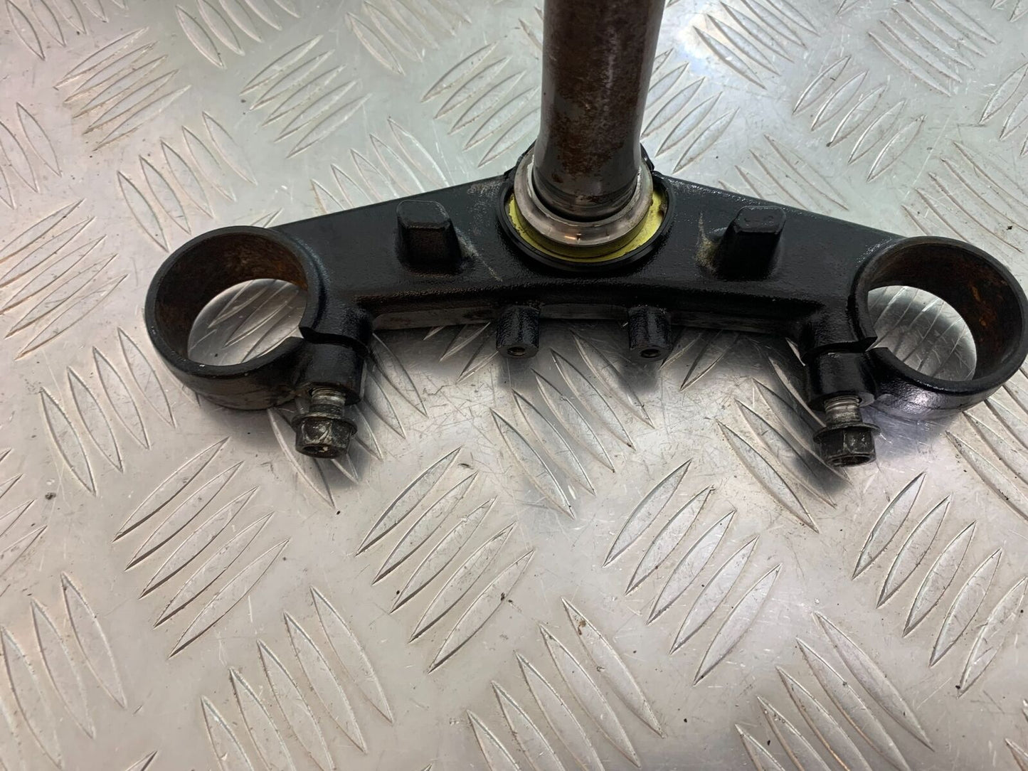HONDA VFR800 VFR 800 V-TEC BOTTOM YOKE  YEAR 2002 -09 (CMB1012)