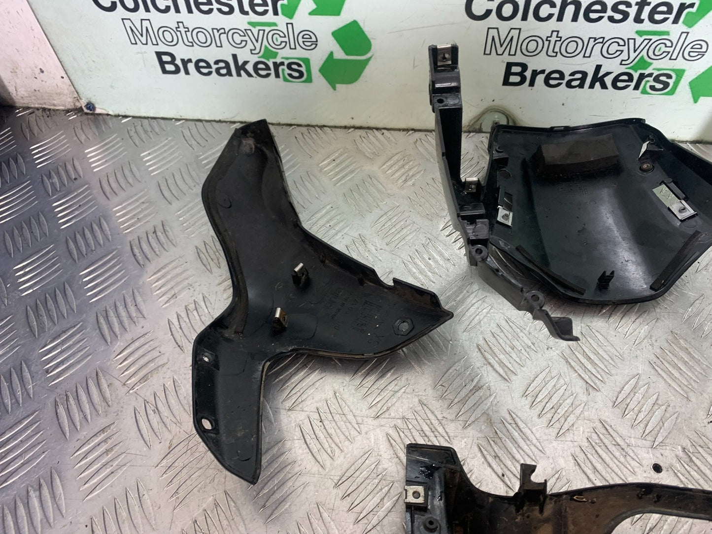 APRILIA 650 PAGASO STRADA TOP FAIRING   YEAR 2005-2010 (CMB1260)