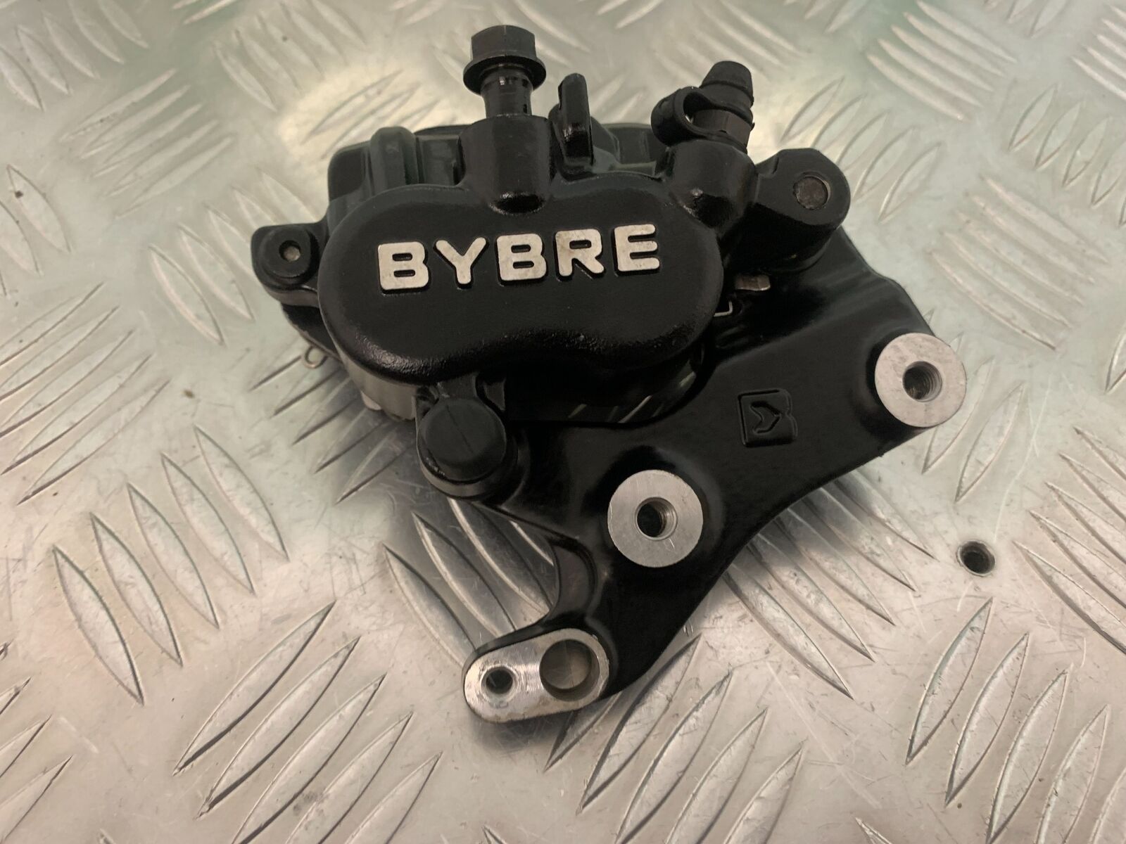 ROYAL ENFIELD 350 CLASSIC FRONT CALIPER  YEAR 2022 (STOCK 967)