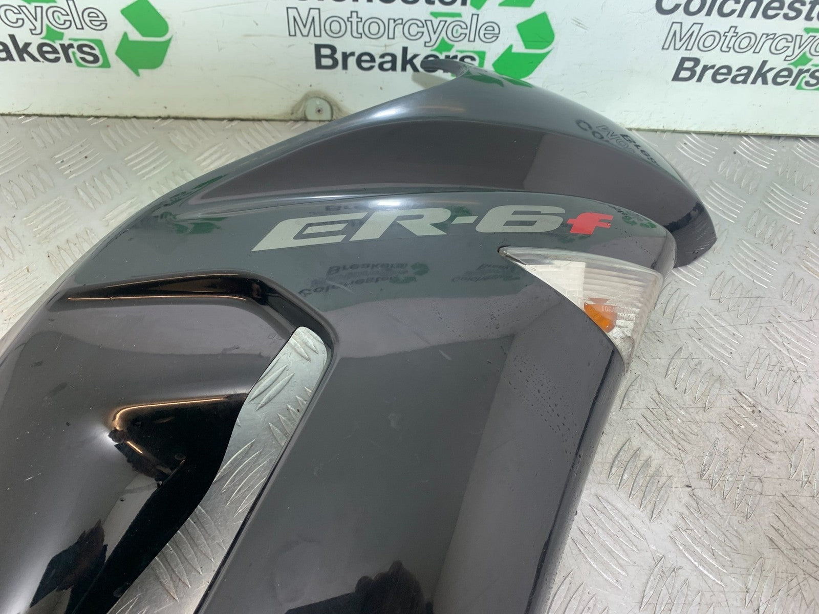 KAWASAKI ER6 F ER6F RIGHT FAIRING PANEL   YEAR 2005-2008 (CMB1277)