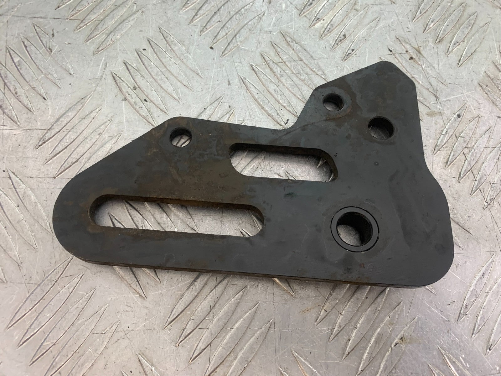 BENELLI BN125 BN 125 REAR CALIPER BRACKET  YEAR 2018-2021 (CMB1194)