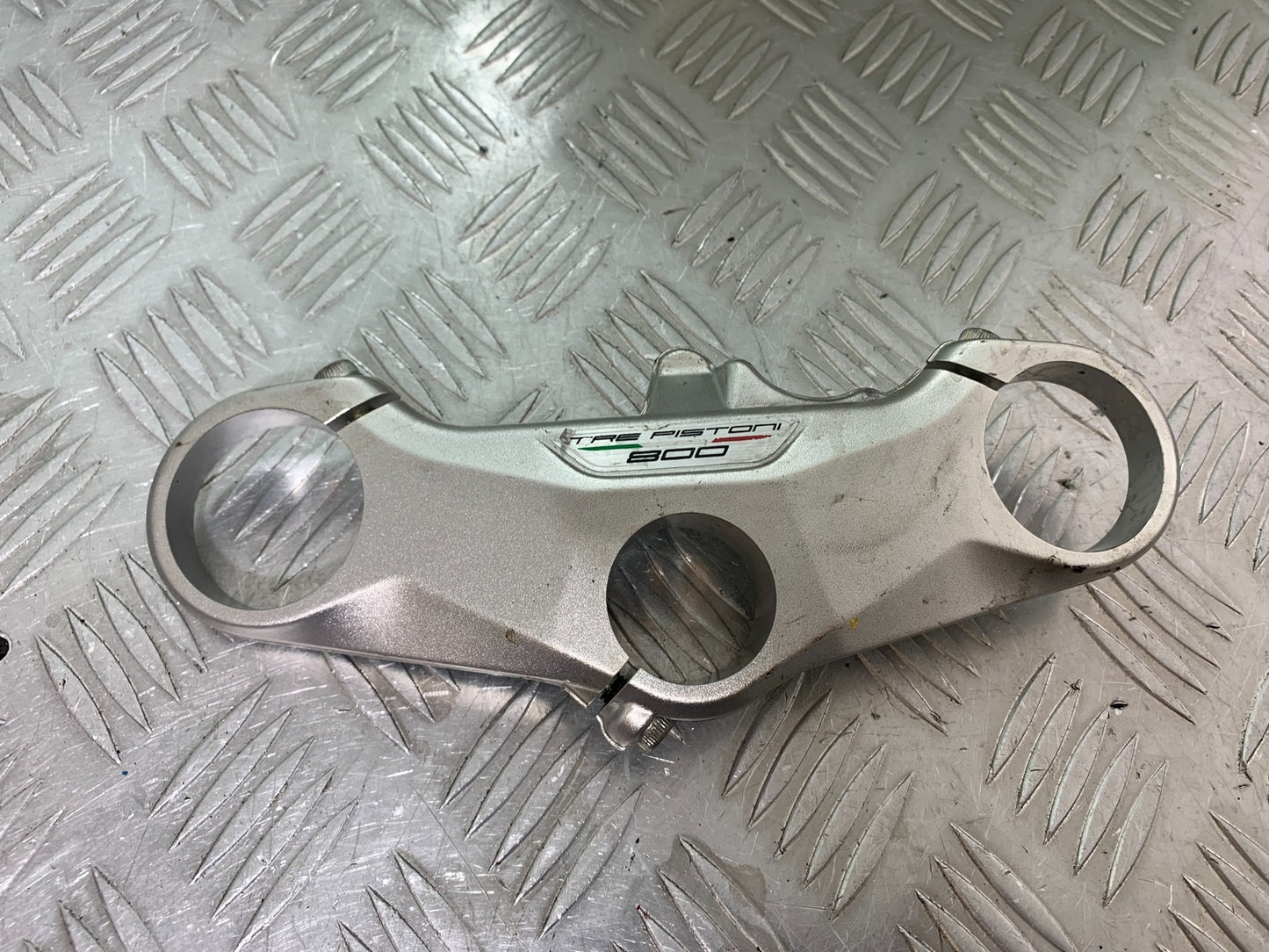 MV AGUSTA 800 F3 TOP YOKE  YEAR 2013-2016 (CMB1152)