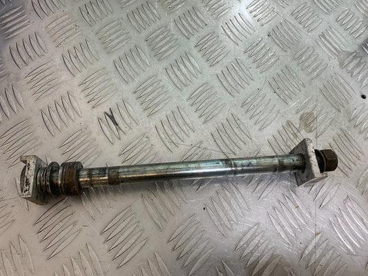SUZUKI GSF1200  GSF 1200 BANDIT REAR WHEEL SPINDLE  YEAR 1997-2000 (CMB1149)