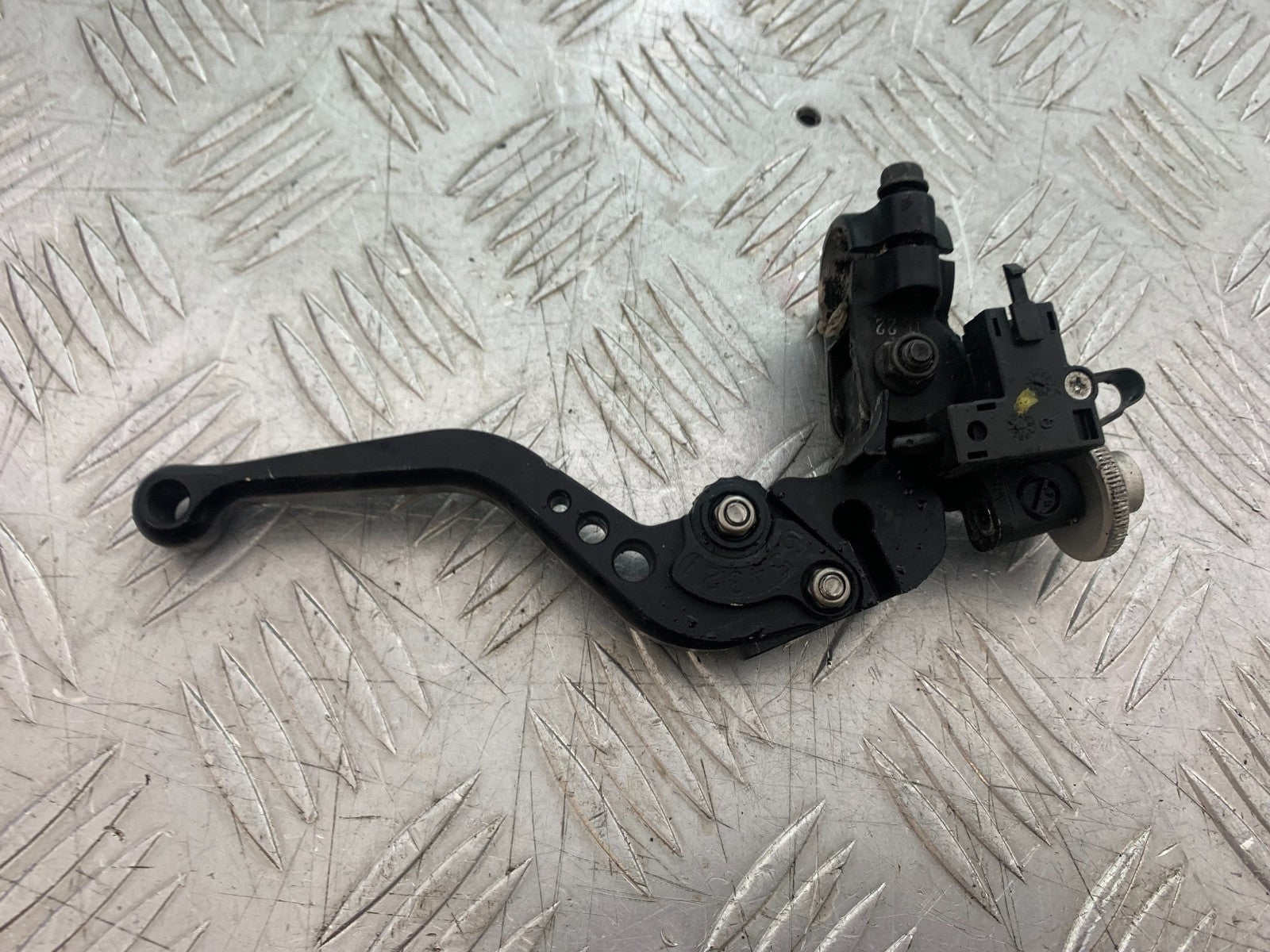 APRILIA TUONO 1000 V4 CLUTCH LEVER AND BRACKET  YEAR 2013-2014  (CMB1239)
