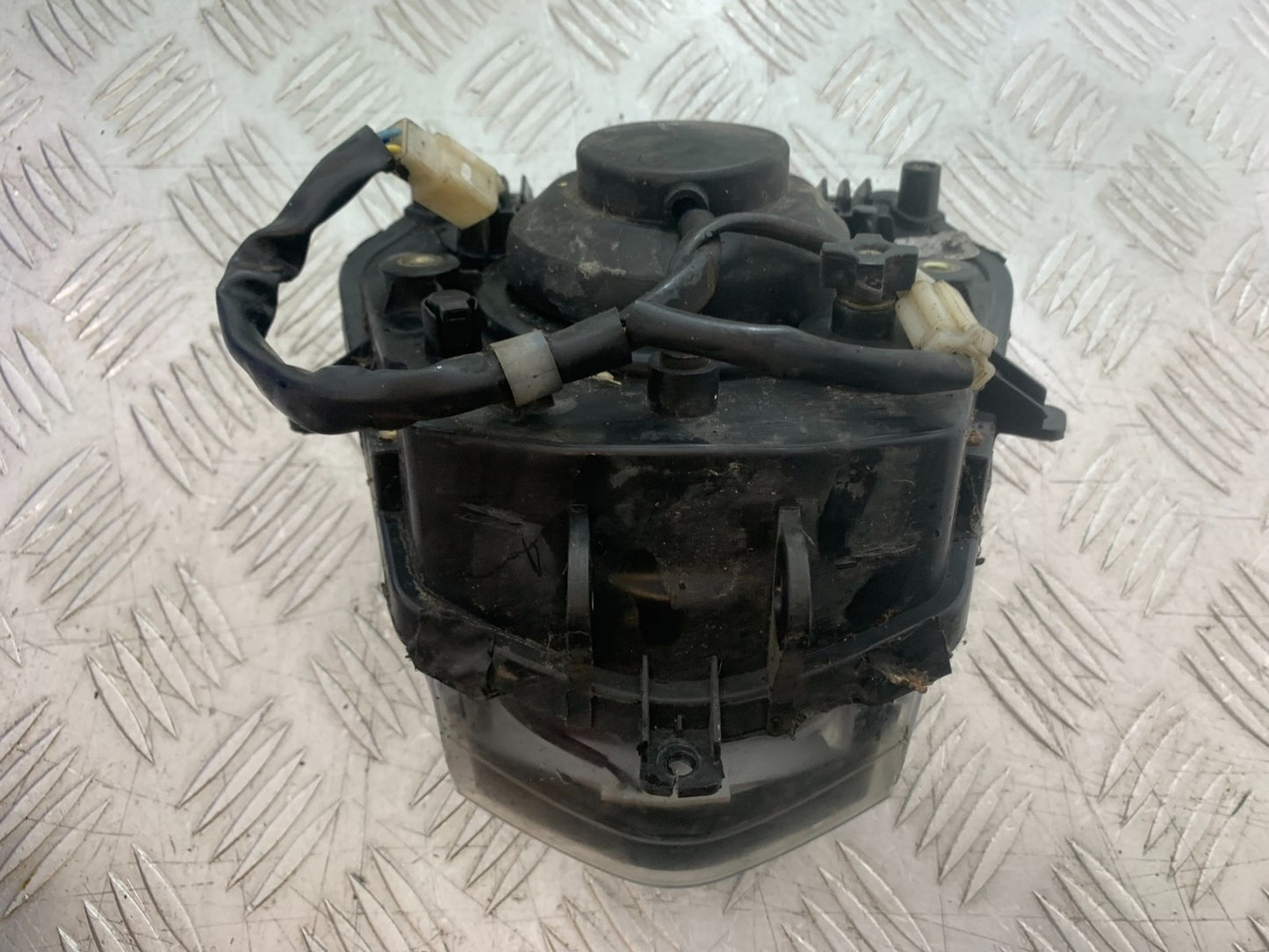 BENELLI BN125 BN 125 HEADLIGHT    YEAR 2018-2021 (CMB1245)