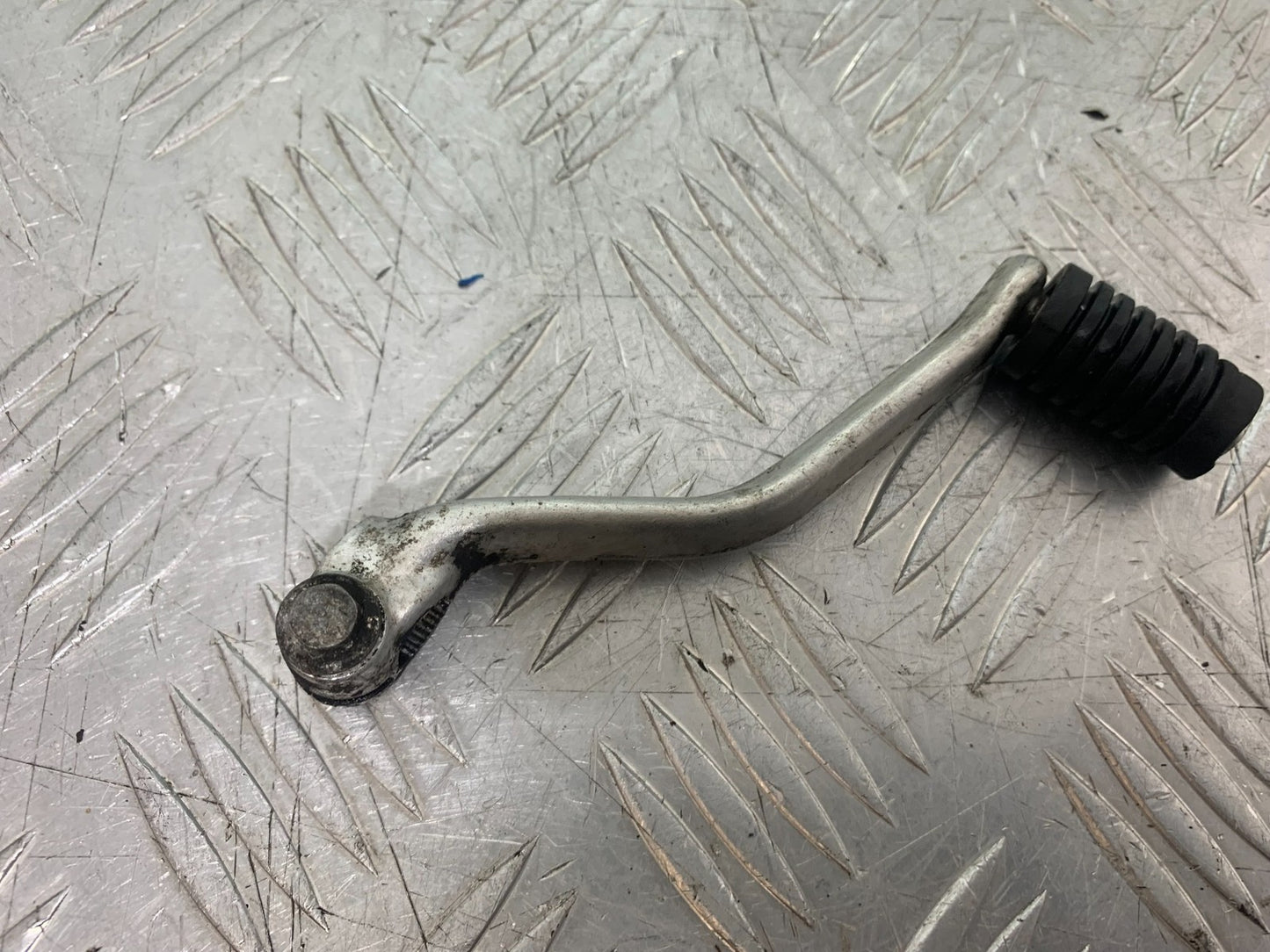 HONDA VFR800 PRE V-TEC GEAR LEVER YEAR 1998-2001 (CMB1233)