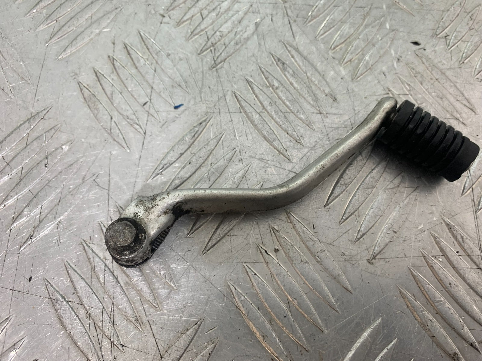 HONDA VFR800 PRE V-TEC GEAR LEVER YEAR 1998-2001 (CMB1233)