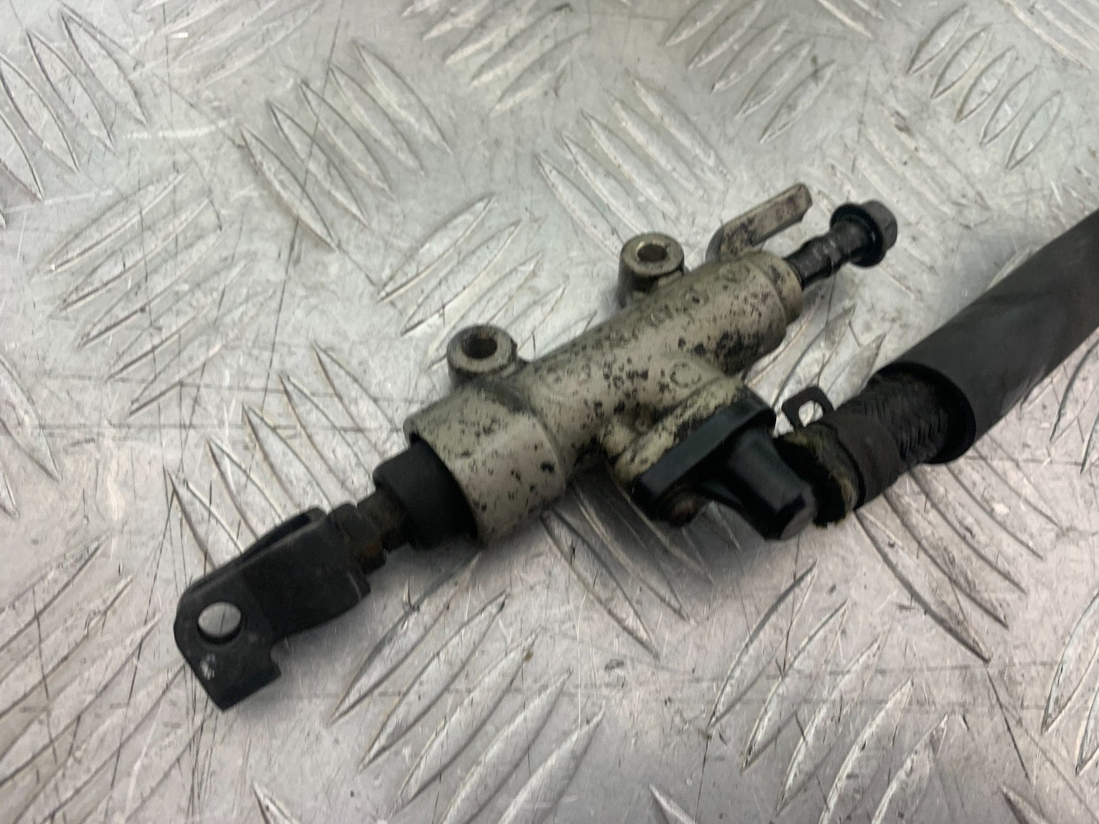 HONDA VFR800 PRE V-TEC REAR MASTER CYLINDER  YEAR 1998-2001 (CMB1233)