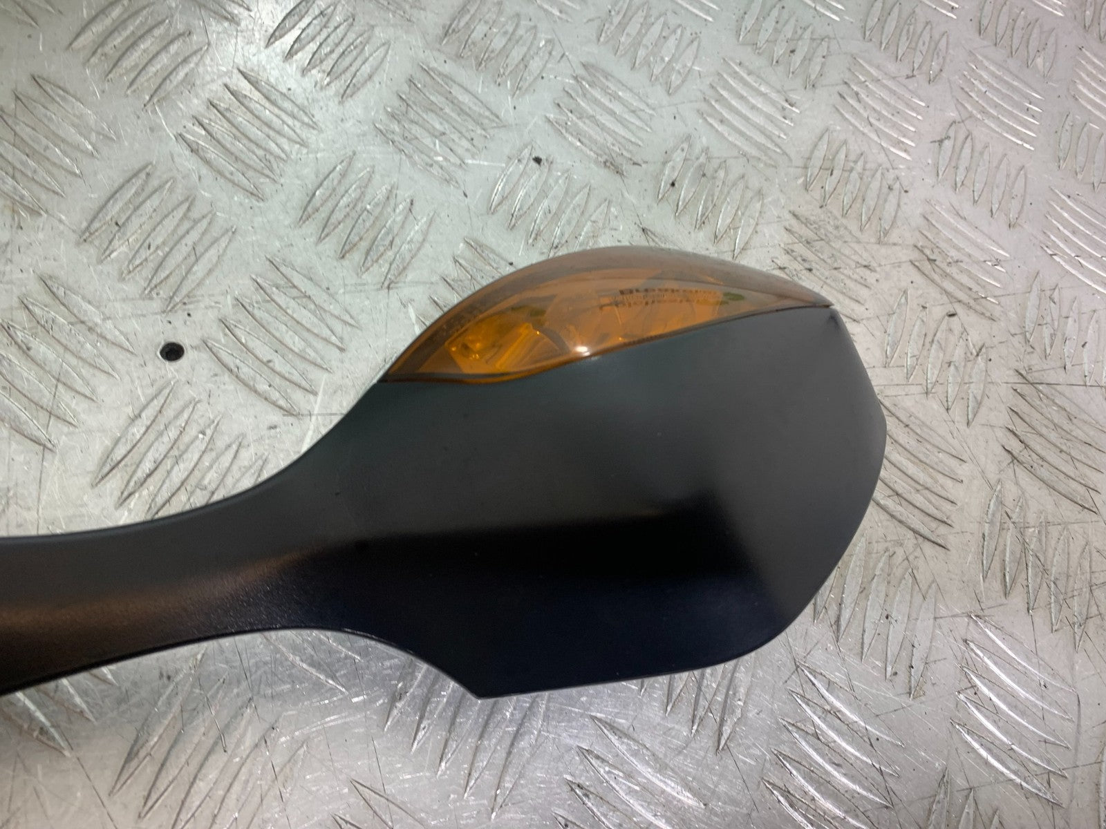 TRIUMPH 1050 SPRINT ST RIGHT MIRROR  2003-2011 (CMB1285)