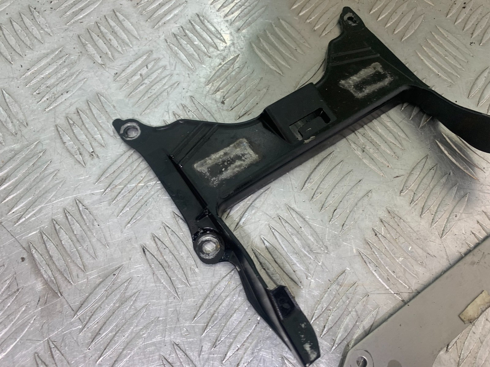 YAMAHA YZF R1 14 B BIG BANG REAR SUBFRAME BRACKETS    2009-14 (CMB1175)
