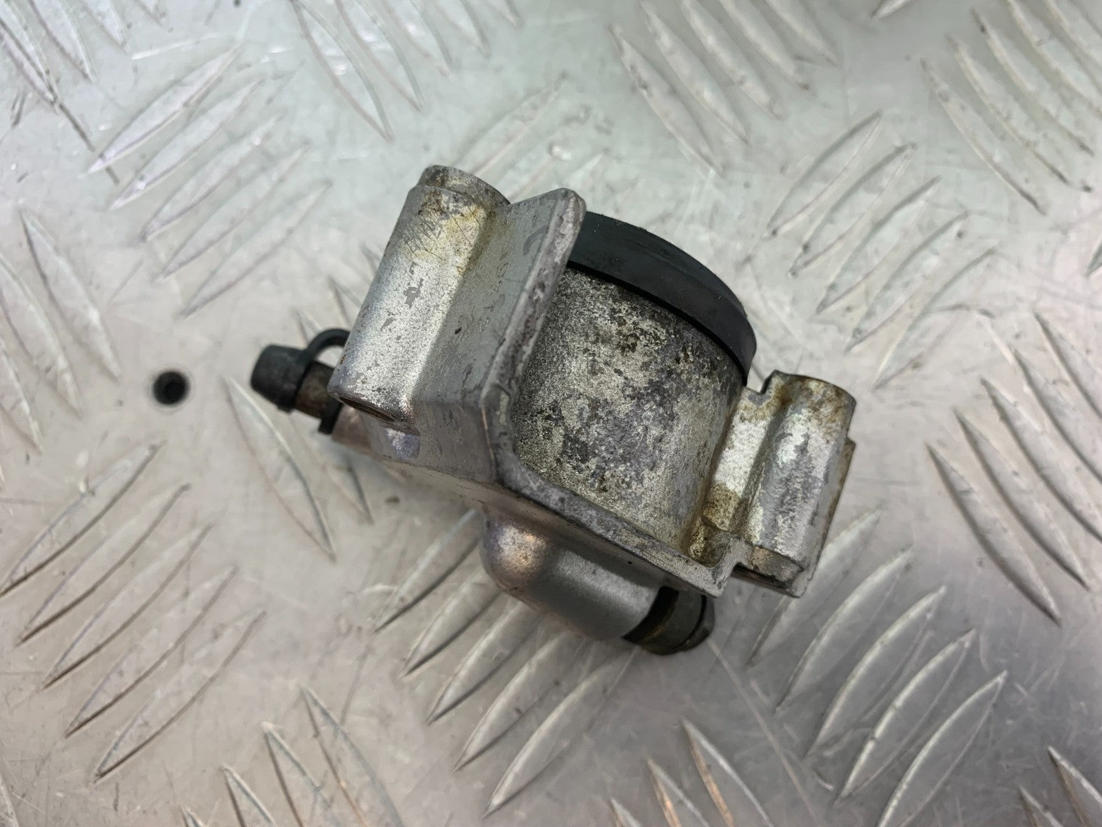 YAMAHA XJR1300 XJR 1300 CLUTCH SLAVE CYLINDER  YEAR  1999-2003 (CMB1119)
