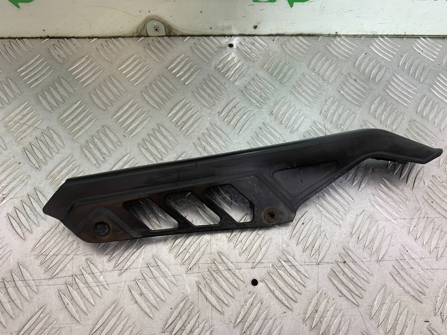 QINGQI QM125 GY-2B CHAIN GUARD   YEAR 2016 (CMB1228)