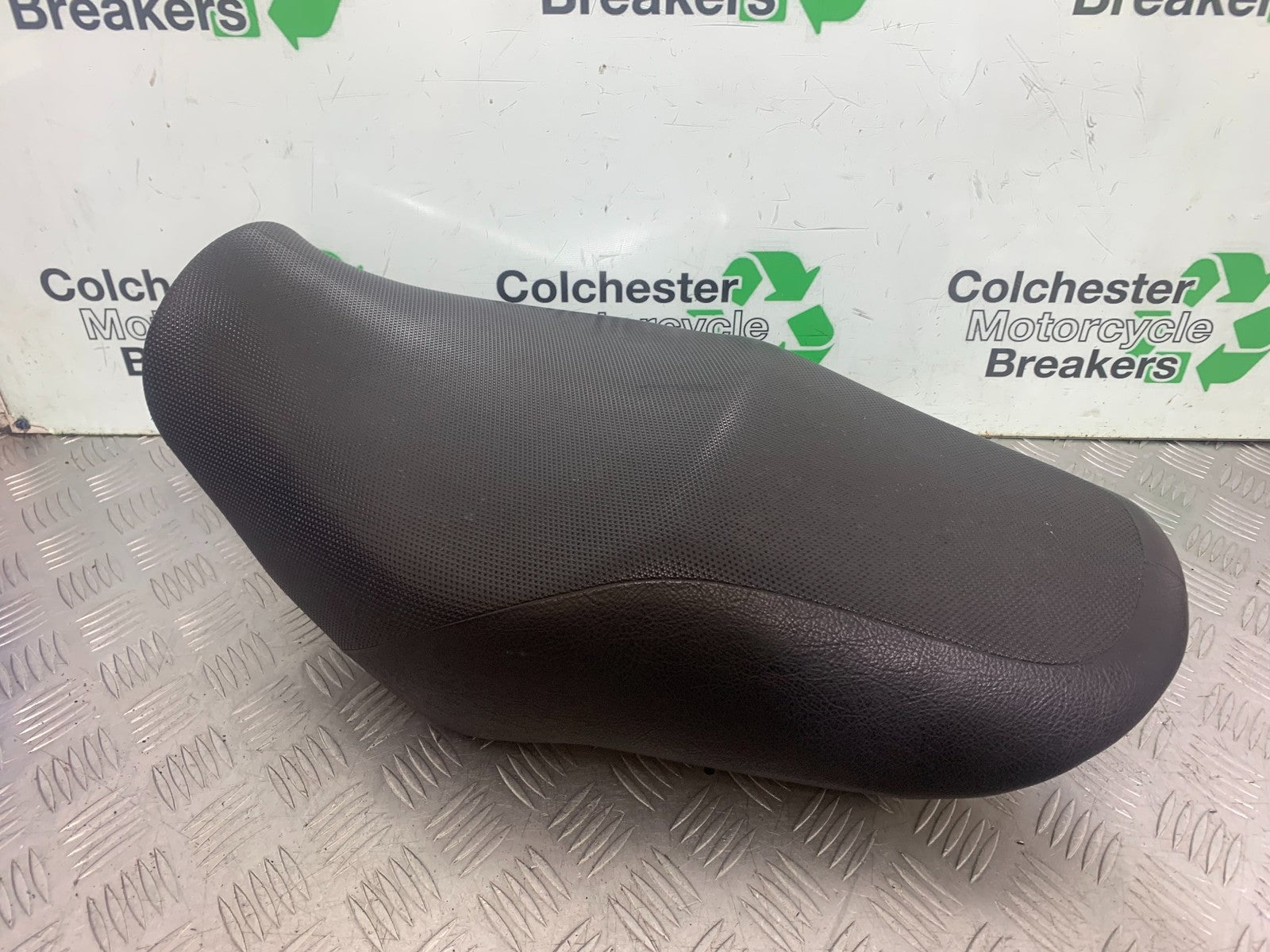 SUZUKI GSX750 INAZUMA SEAT   YEAR 1998-2003 (CMB1308)