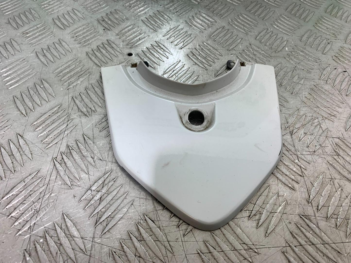 HONDA NSC110 VISION SEAT PANEL JOINER  YEAR 2017-2020 (CMB1249)
