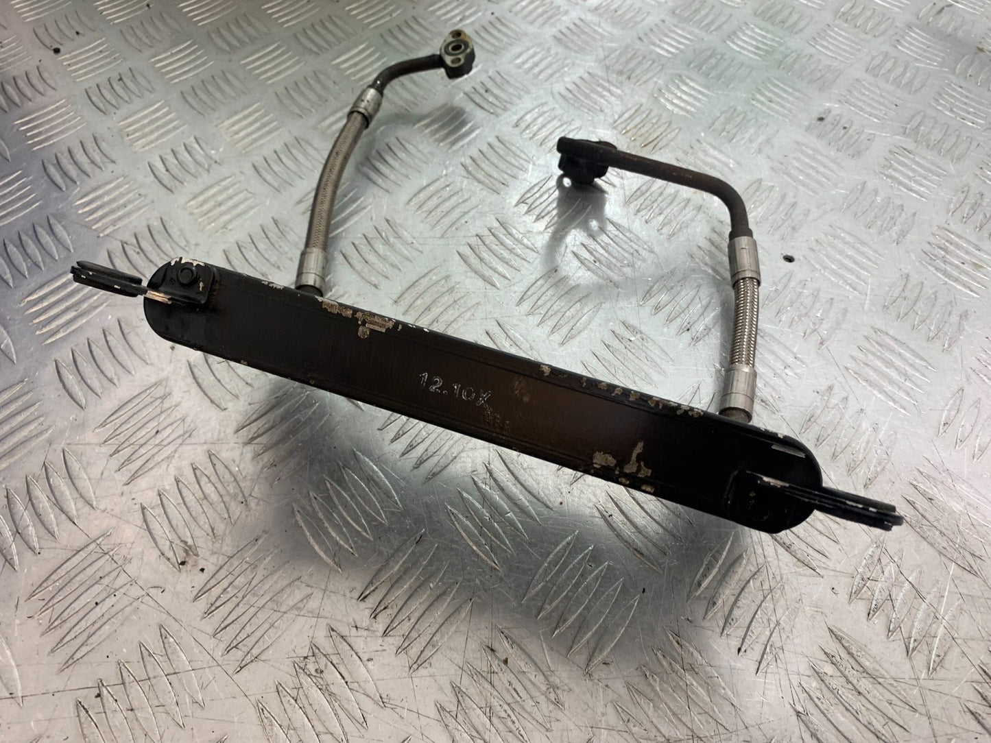 TRIUMPH 1050 SPRINT ST OIL COOLER AND LINES 2003-2011 (CMB1285)