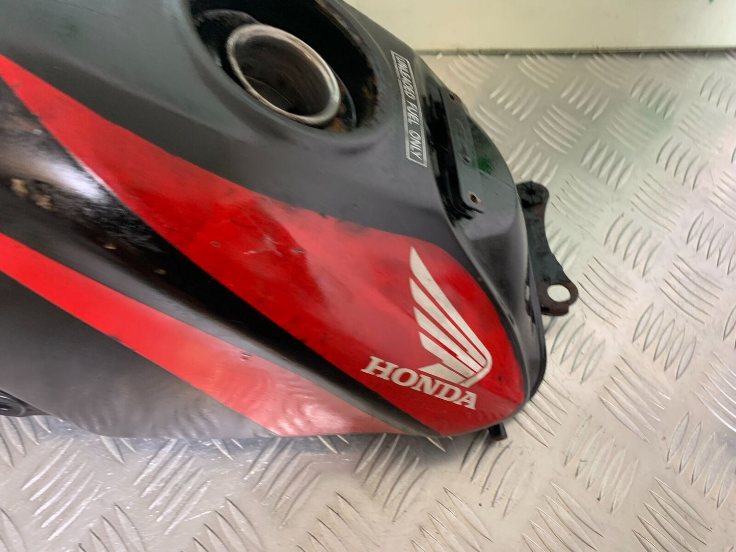 HONDA CBR125 CBR 125 FRONT SEAT  YEAR 2007-10 (CMB1004)