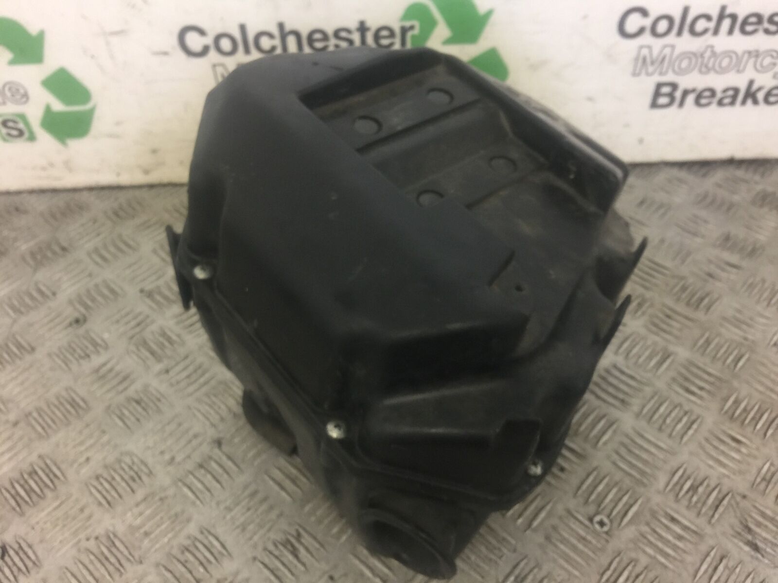 KAWASAKI ER6 N AIRBOX  YEAR 2012-2015 (STOCK 568)