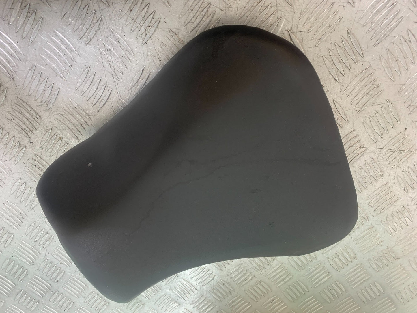 SUZUKI GSXR750 GSXR 750 K4 K5 FRONT SEAT   2004-2005 (CMB1319)
