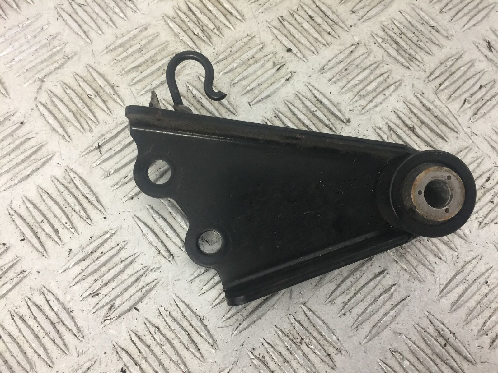 HONDA CB1300 CB 1300 SA-7 ENGINE BRACKET YEAR 2005-2009  STOCK 623