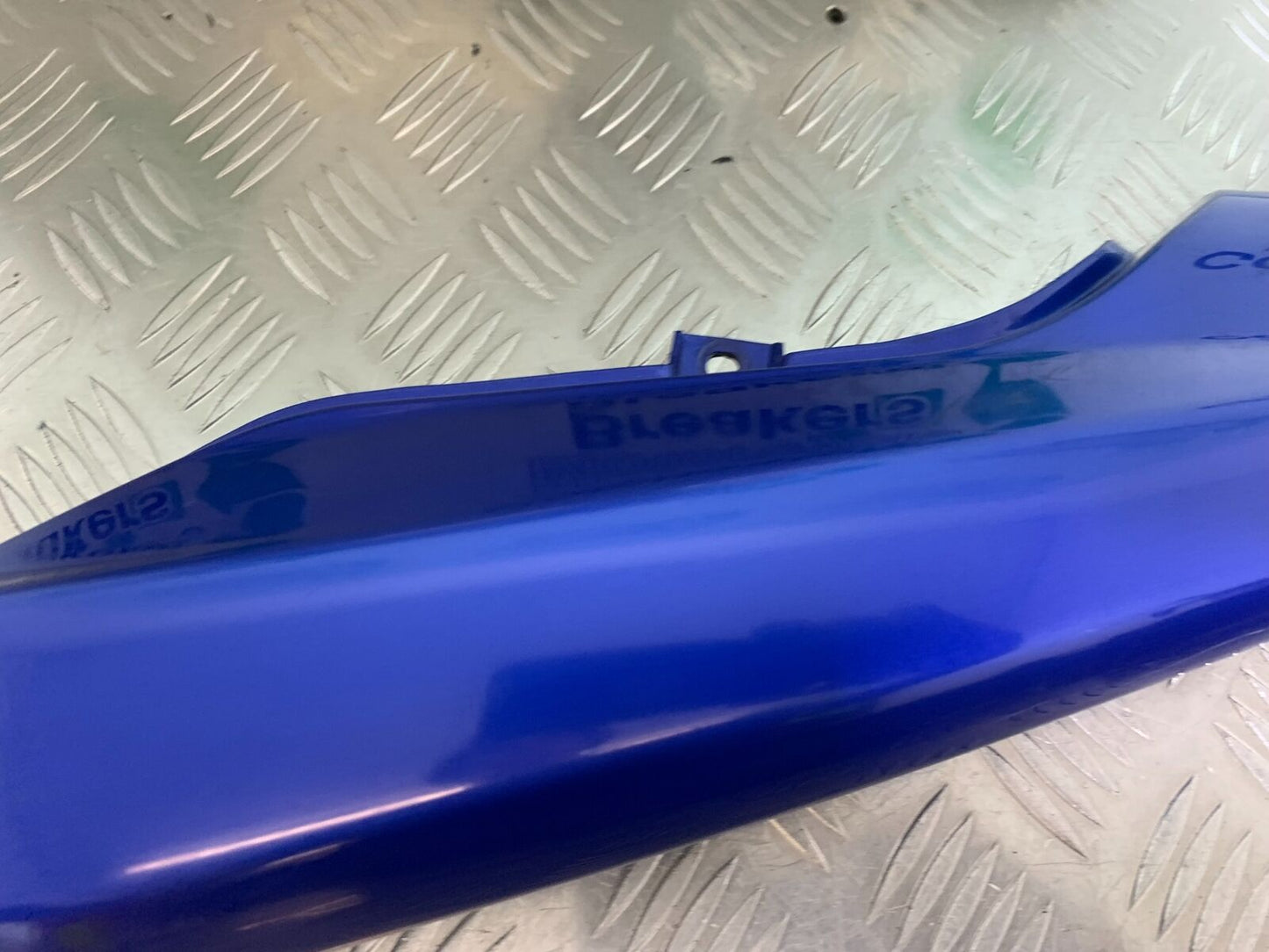 KAWASAKI ER5 ER 5 LEFT TAIL PIECE   YEAR 1997-2007 (CMB1003)