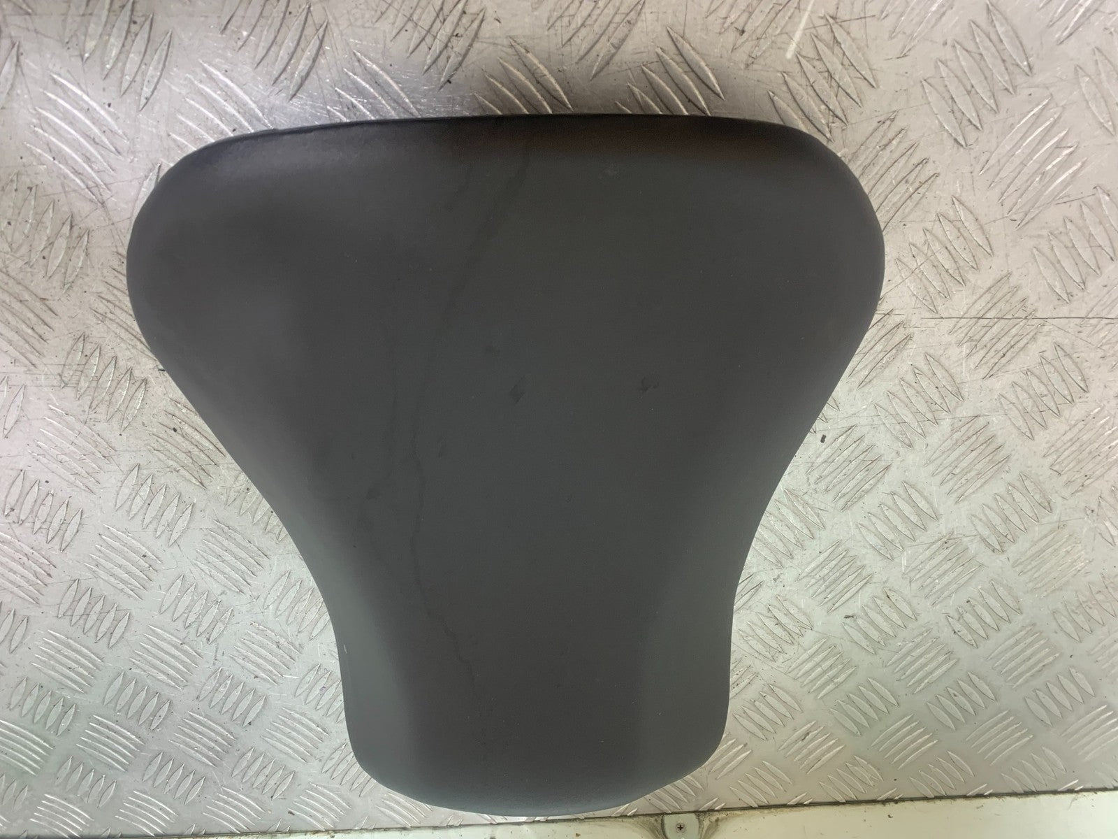 SUZUKI GSXR750 GSXR 750 K4 K5 FRONT SEAT   2004-2005 (CMB1319)