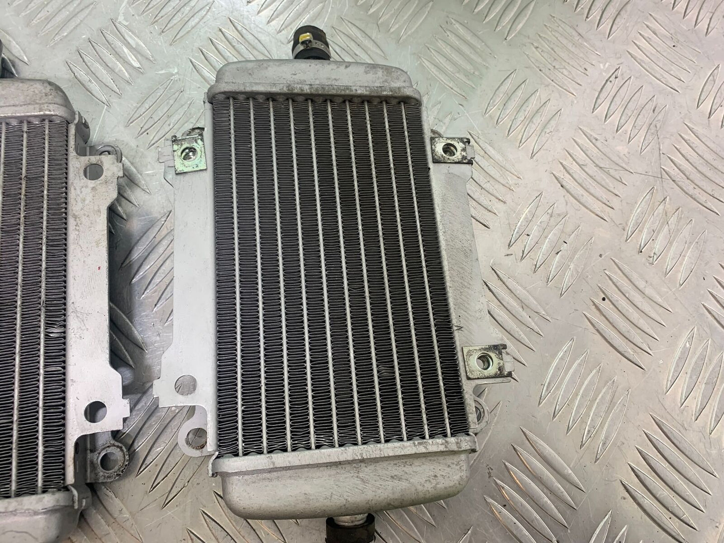 PIAGGIO VESPA GTS 300 RADIATORS YEAR 2010 (CMB1062)