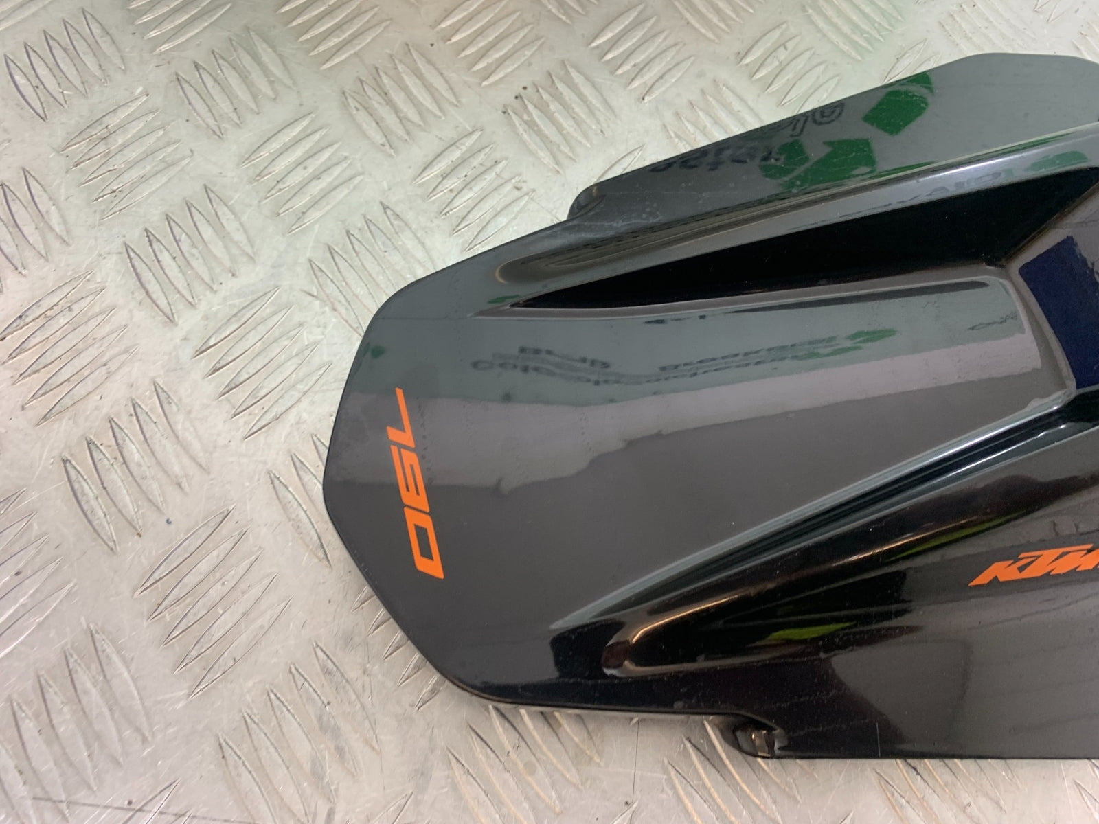 KTM 790 DUKE REAR SEAT COWL  YEAR 2018-2021  (CMB11150)