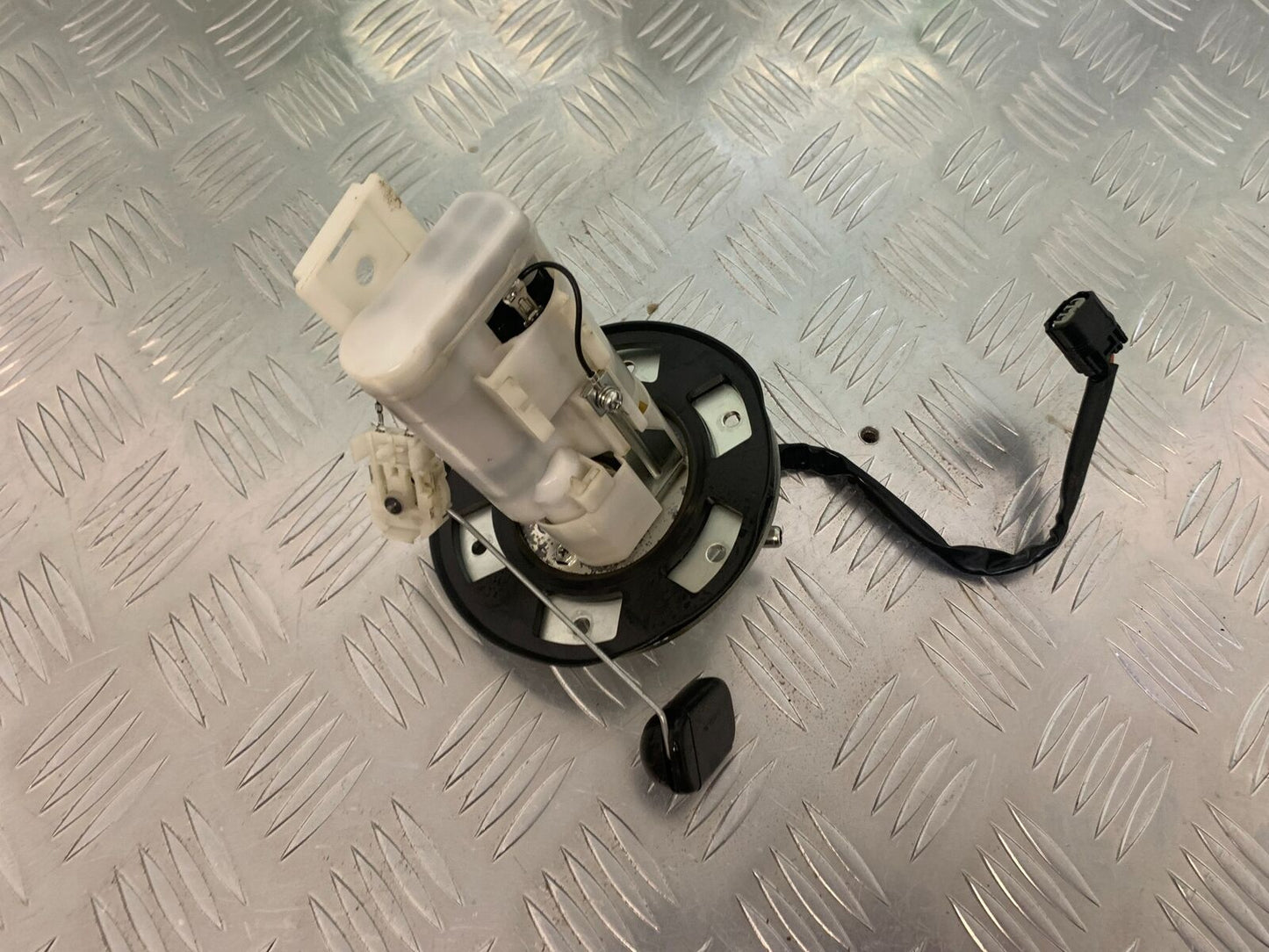 HONDA CBR650 R CBR 650R PETROL PUMP  YEAR 2019-2020 (STOCK 952)