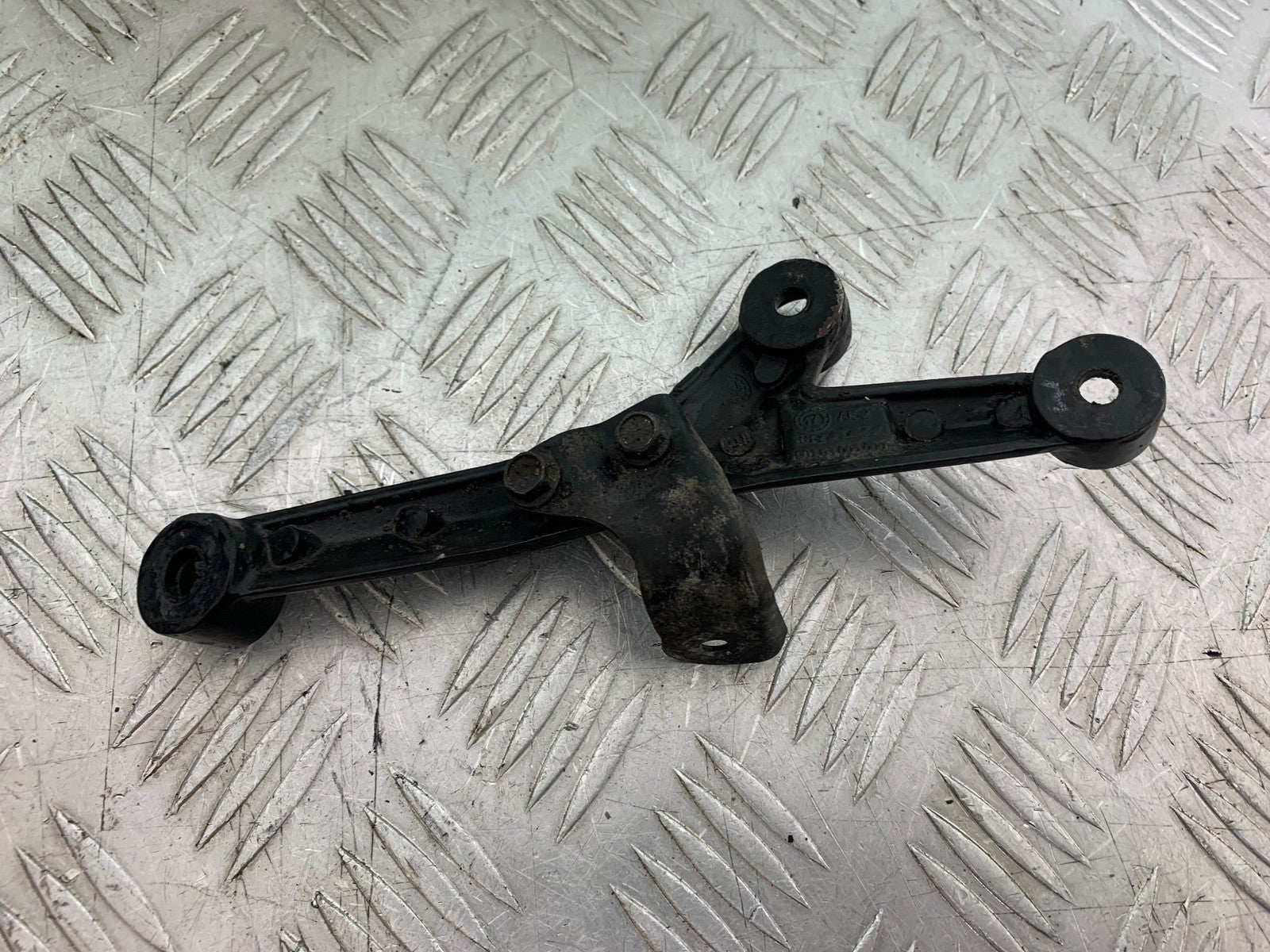KTM DUKE 125 1X ENGINE BRACKET  YEAR 2017-2022 (CMB1274)