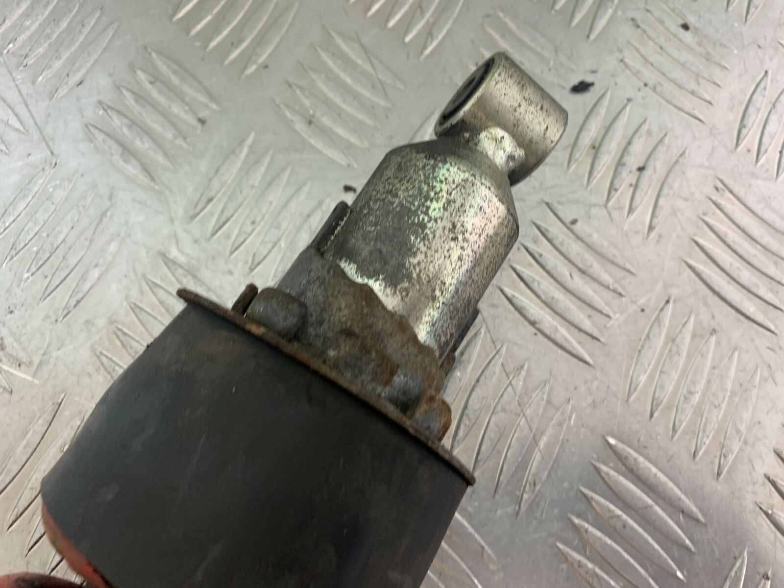 HONDA CB600 CB 600 HORNET REAR SHOCK  YEAR 1998 -2002 (CMB1126)